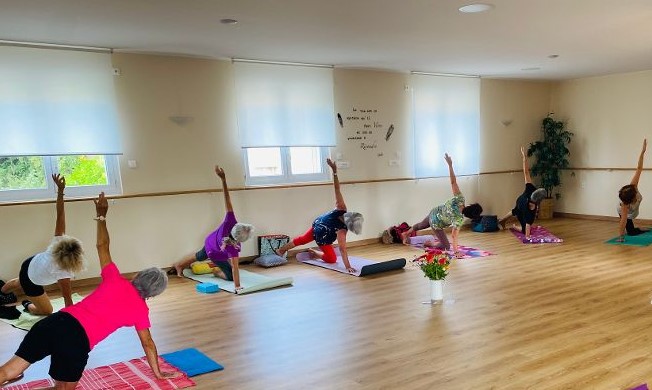 STAGE et Initiation au Hatha YOGA et Relaxation le Samedi 14 AOUT 2020 . Animé par Véronique COSTES